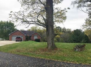 7760 S Deer Lake Dr, Nineveh, IN 46164