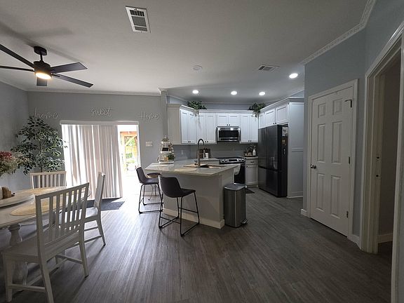 5th image of 106 Callie Ln