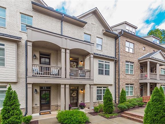 5th image of 213 Coronet Woods Ct