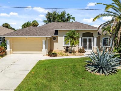 40 CLUBHOUSE COURT, Rotonda West, FL, 33947