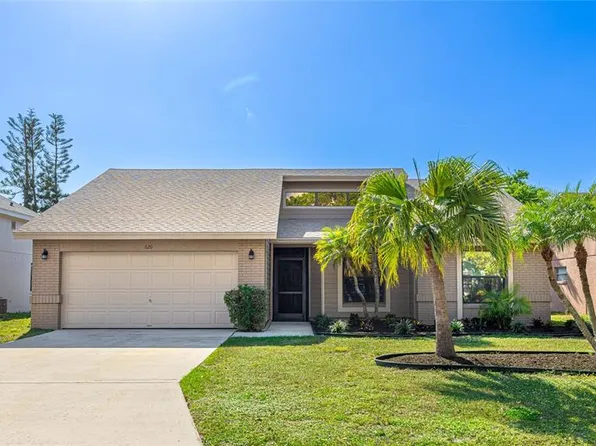 620 49th St E, Bradenton, FL 34208