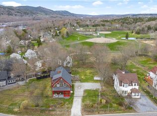 1016 Main St, Hampton, NB E5N 6E7