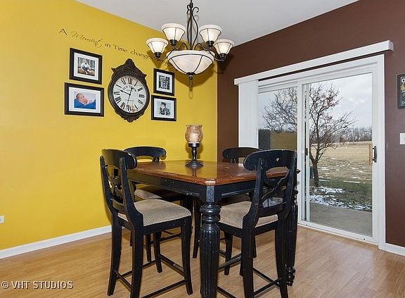 5th image of 16412 Newcastle Way #1806