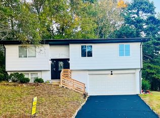 1157 Boy Scout Rd, Hixson, TN 37343