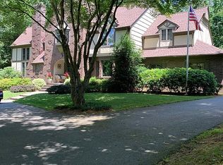 3 Conifer Dr, Mendham, NJ 07945