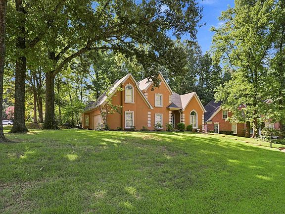 2nd image of 8607 Tree Court Cv