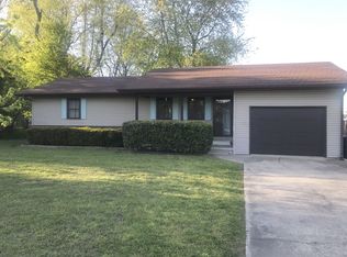 1503 E Stoddard St, Dexter, MO 63841