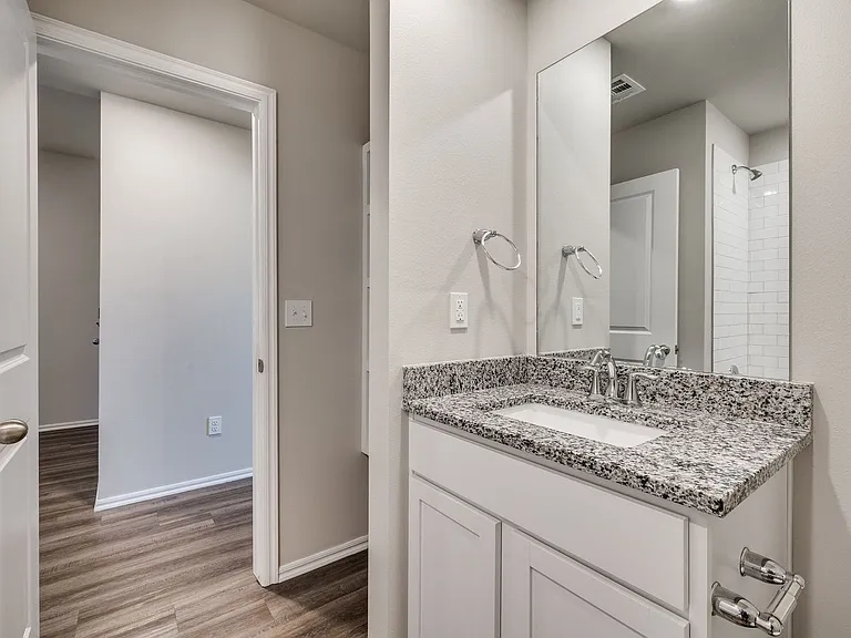 3102 Debbie Ln — Photo 16