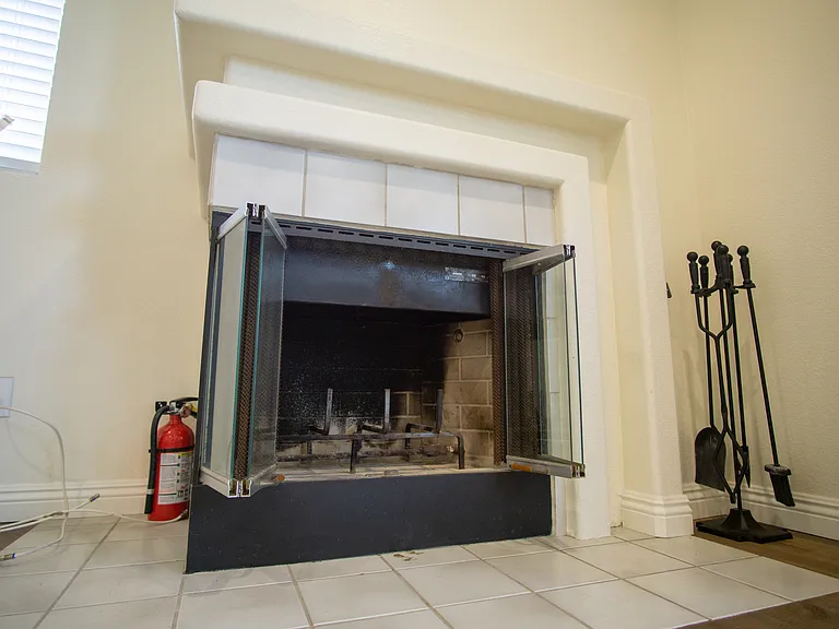 2042 Coolidge St — Photo 20