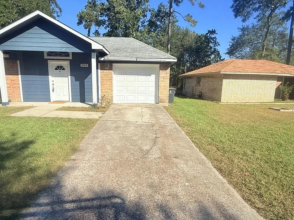 4 bed, 2.0 bath, 1780 sqft, $1,775 — Photo 3