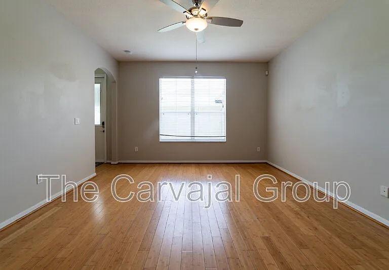 3933 Cleary Way — Photo 15