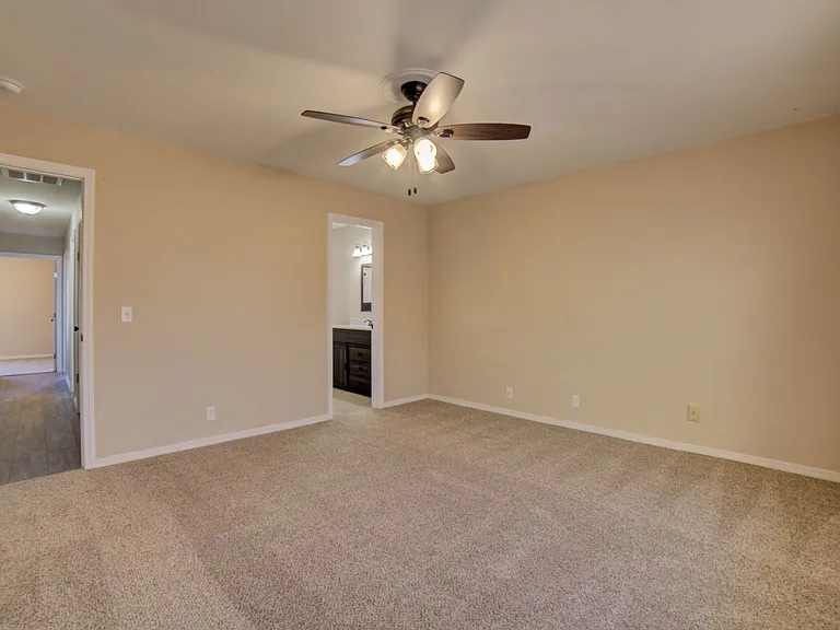 S 79th E Ave Duplex — Photo 11