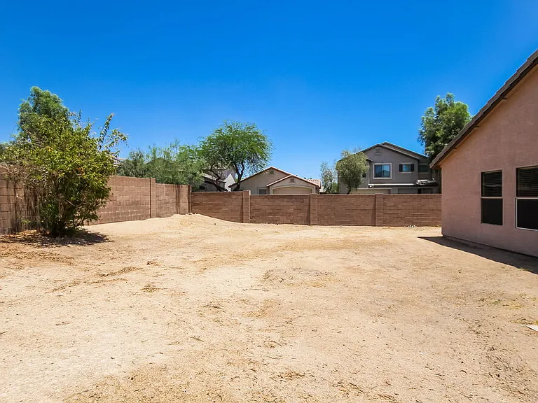 12508 W Windsor Blvd — Photo 16