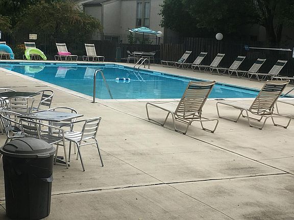2nd image of 1070 Merrimar Cir N APT H