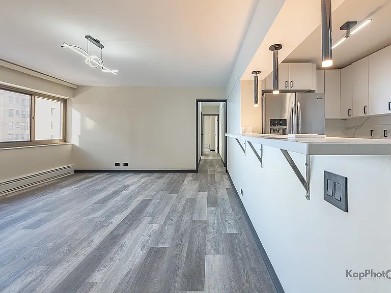 7337 S South Shore Dr #902 — Photo 6