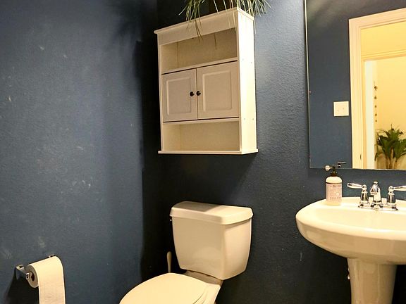 5th image of 2717 Tradewinds Dr