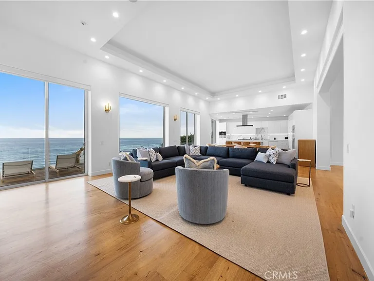 31654 Broad Beach Rd — Photo 12