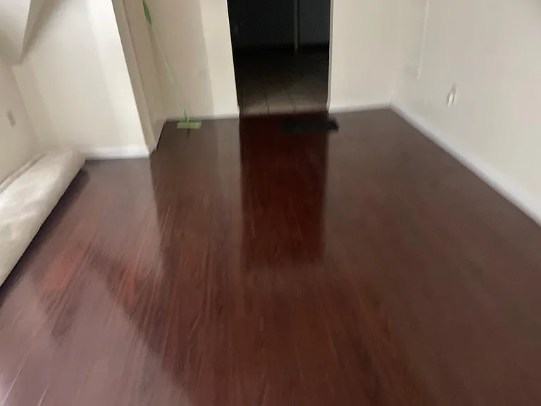 739 Hill Ave #3 — Photo 2