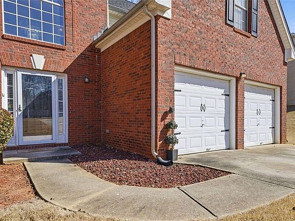 2nd image of 856 Haydens Rdg