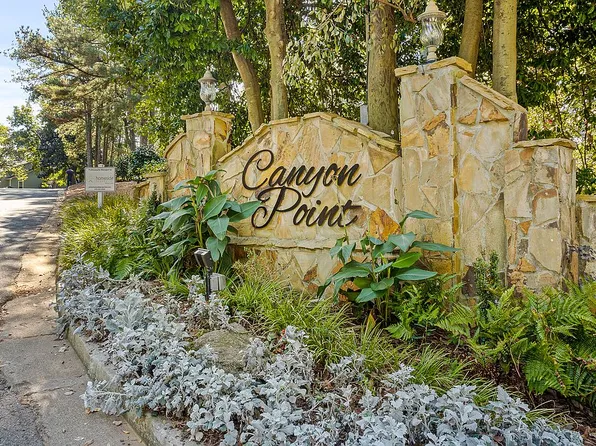 1019 Canyon Point Cir, Roswell, GA 30076