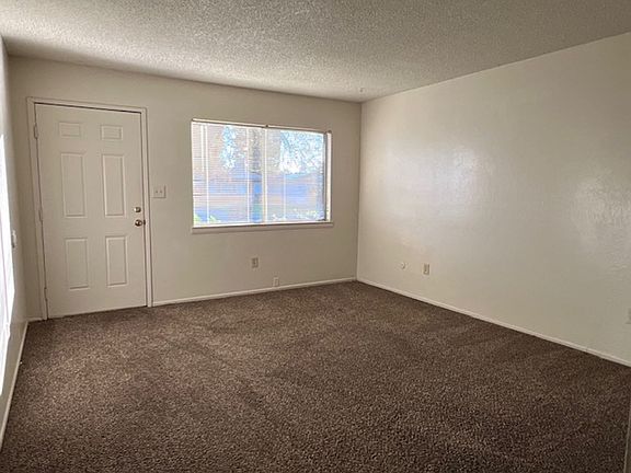 2nd image of 1122 Washington Ave