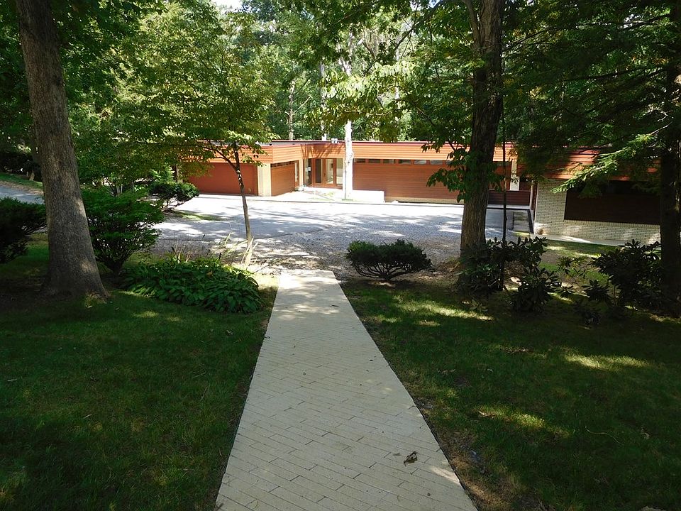 300 Northwestern Ave, Beckley, WV 25801 Zillow