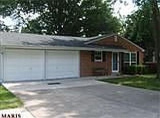 634 S Sappington Rd, Saint Louis, MO 63122