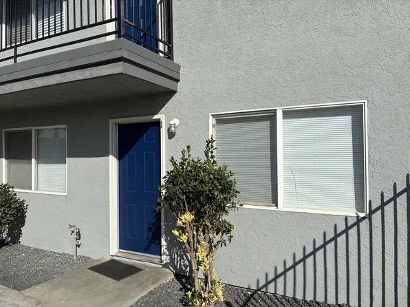 1956 Darrah St APT 1, Ceres, CA 95307