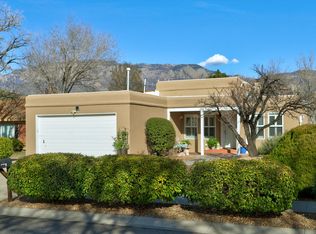 5304 Westwind St NE, Albuquerque, NM 87111