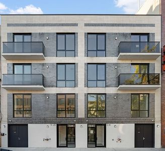 518 51st Ave #1, Long Island City, NY, 11101