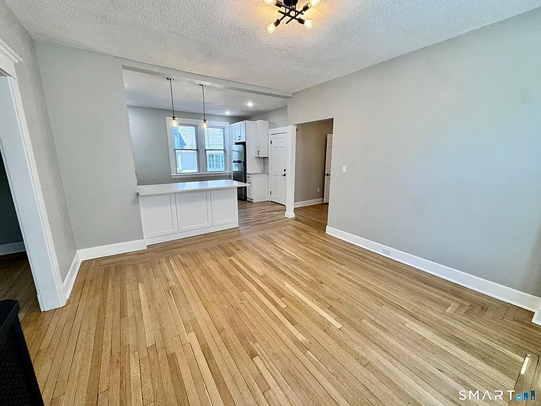 47 W Prospect St #2 — Photo 9