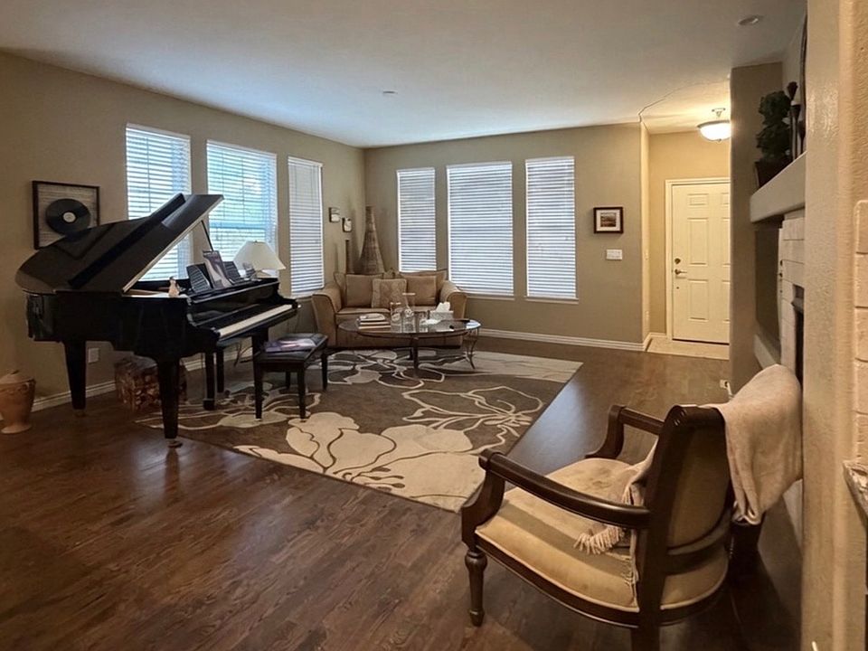 1st image of 5886 S Taft Ln #G