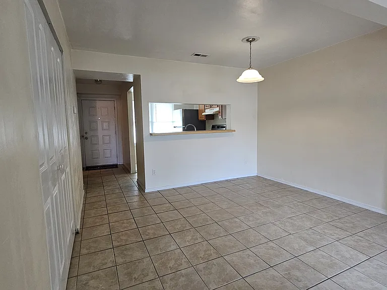3908 Pollypine Dr — Photo 4