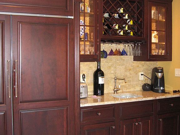 bar and fridge side of kitchen