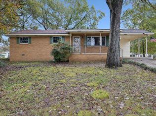 1705 Longview St, Hixson, TN 37343