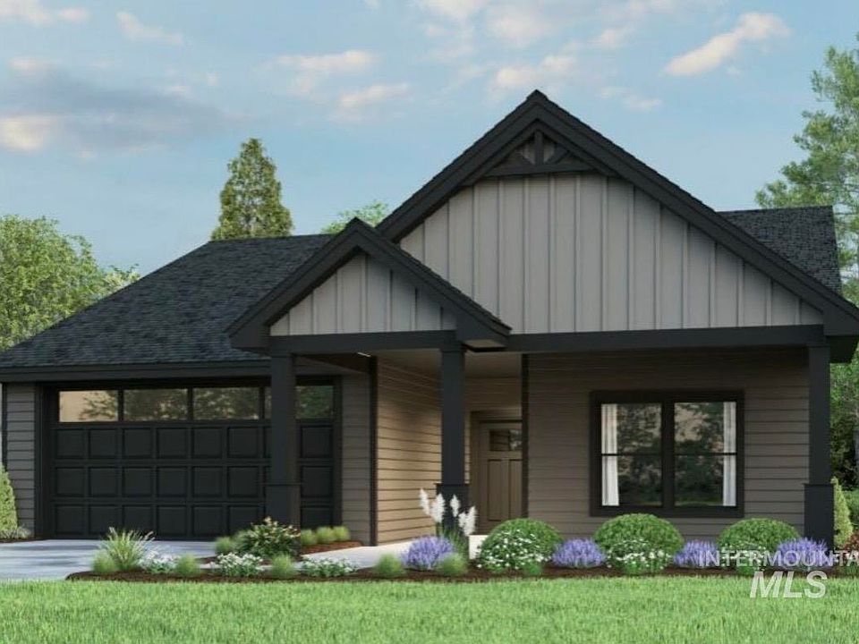 1st image of 16 Fairway Dr