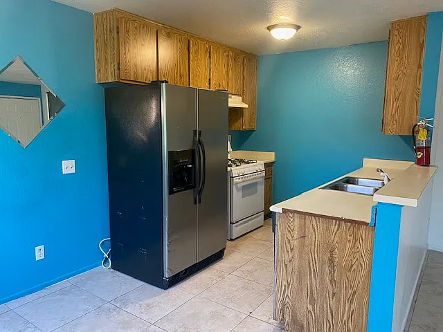 1515 N Sierra Way #13 — Photo 8