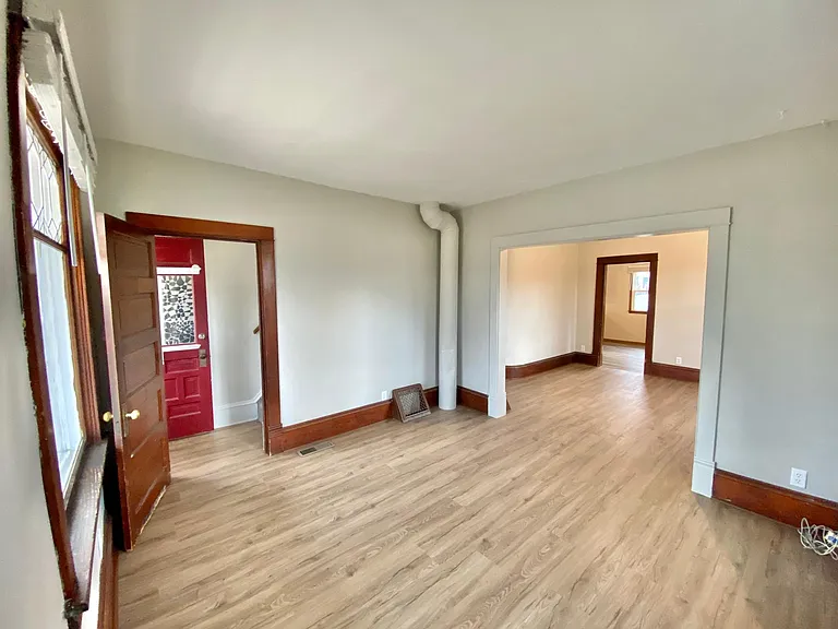 802 N Holcombe Ave — Photo 8