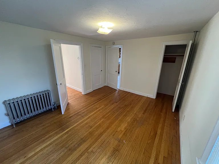 521 Burncoat St #1 — Photo 12