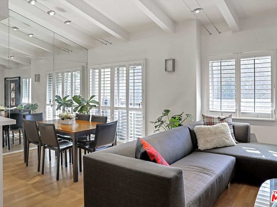 1st image of 2700 Cahuenga Blvd E APT 1301
