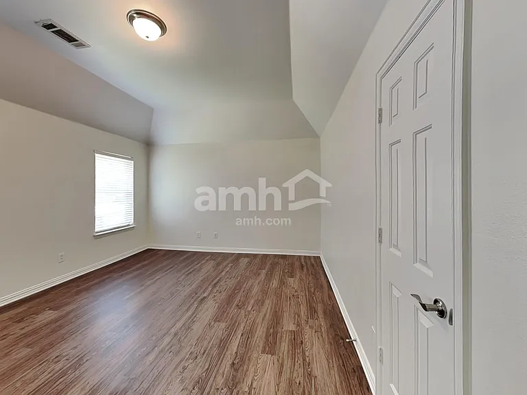 3720 Drexel Dr — Photo 13