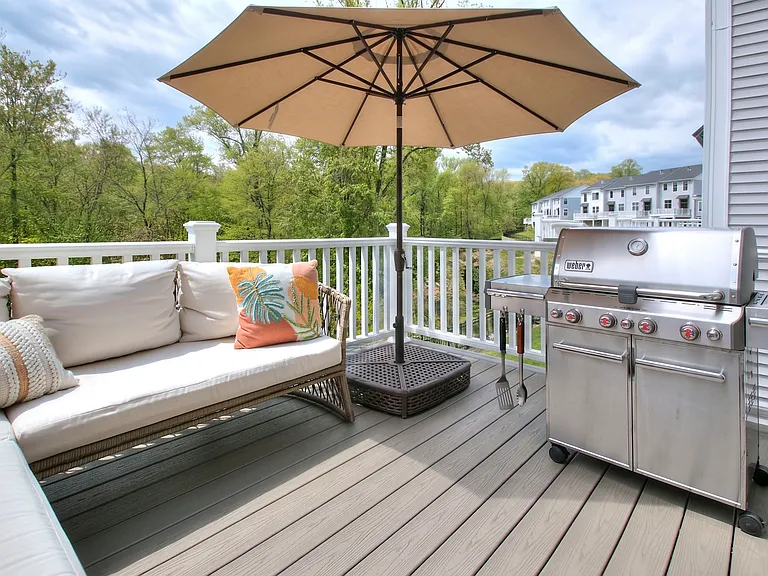 89 Brentwood Cir — Photo 12