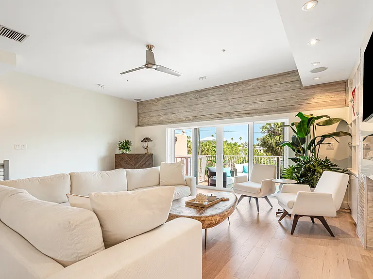 3390 Maritana Dr #3 — Photo 15