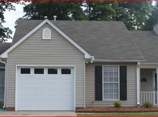 132 W Long Creek Ct, Simpsonville, SC 29680