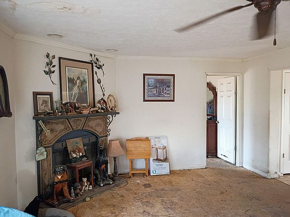 5th image of 2479 County Road 304