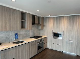 4720 Lougheed Hwy #1102, Burnaby, BC V5C0M8