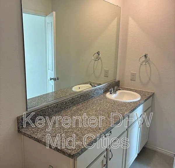 2840 Eppright Dr — Photo 23