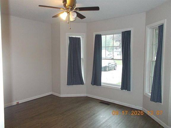 2nd image of 1552 Dazarow Dr