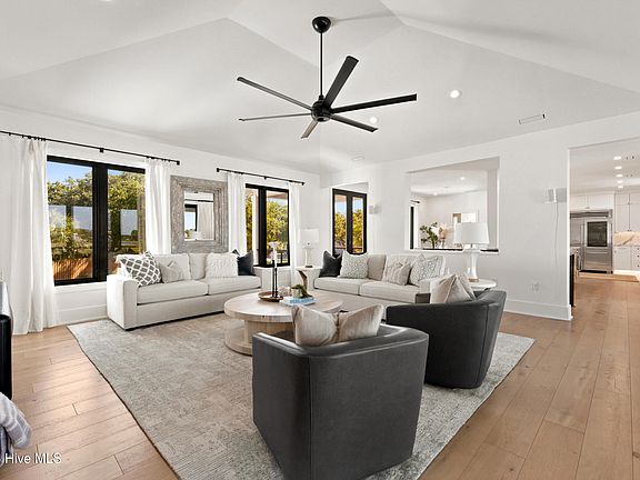 4th image of 808 Inlet View Drive