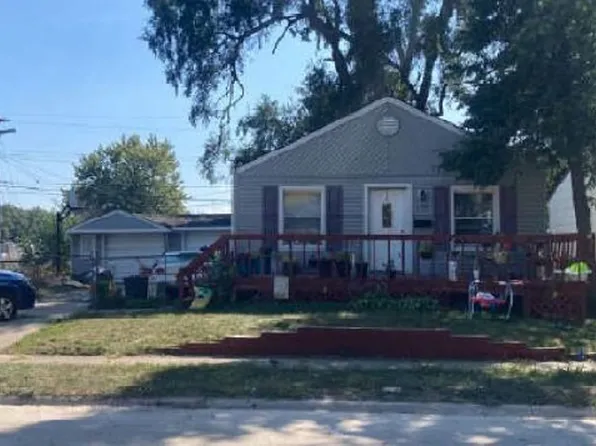 142 E Rowland Ave, Madison Heights, MI 48071
